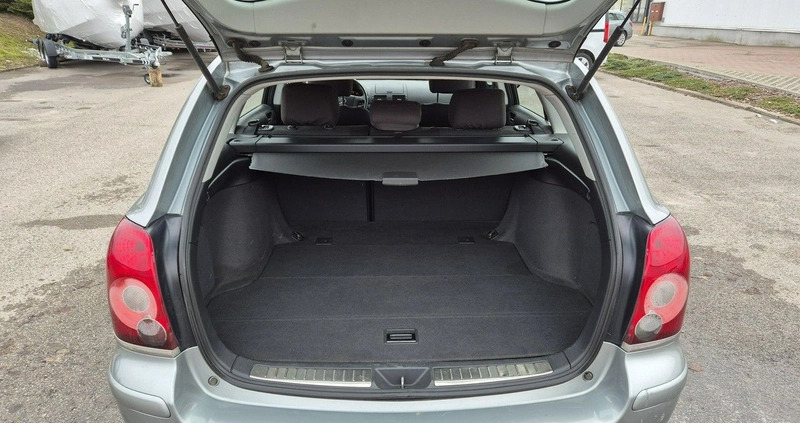 Toyota Avensis cena 13900 przebieg: 253680, rok produkcji 2008 z Katowice małe 121